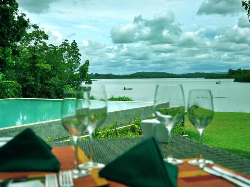 Roman Lake Ayurveda Boutique Resort Ahungalla Dış mekan fotoğraf