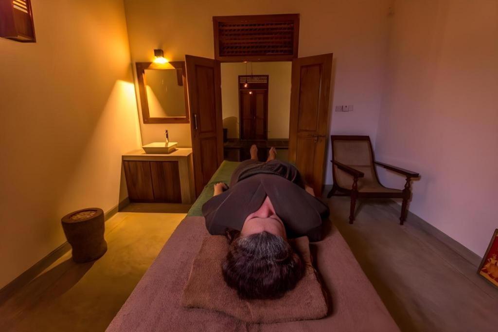 Roman Lake Ayurveda Boutique Resort Ahungalla Dış mekan fotoğraf