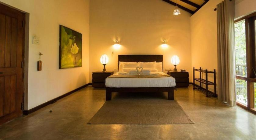 Roman Lake Ayurveda Boutique Resort Ahungalla Dış mekan fotoğraf